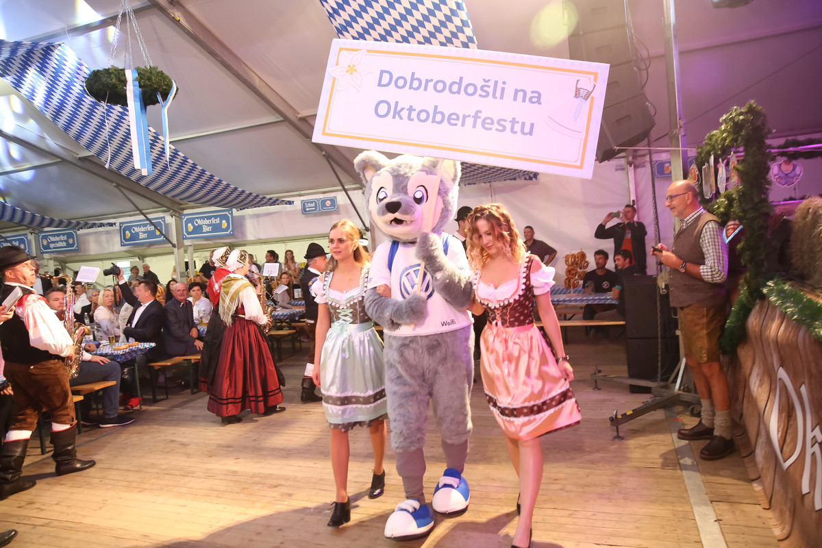 Oktoberfest Porsche Koper 2019